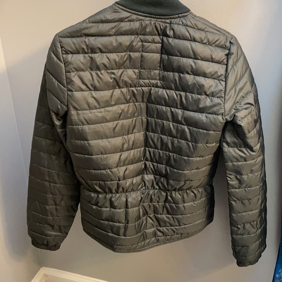Pre-owned Gap puffer jacket - Picture 4 of 4